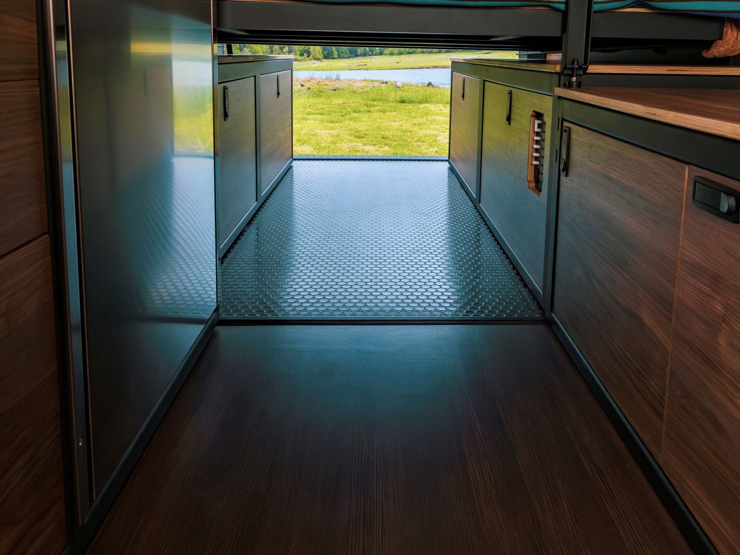 FLOOR PANELS